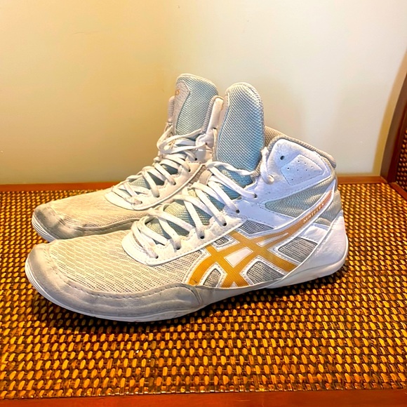 Asics Shoes Asics Mans Wrestling Boxing Shoes Grey White Gold